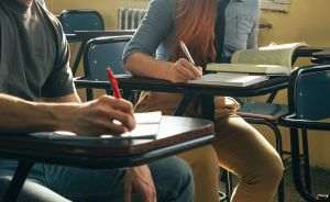 Elevii cer viitorului Guvern măsuri concrete pentru educaţie şi protejarea categoriilor vulnerabile